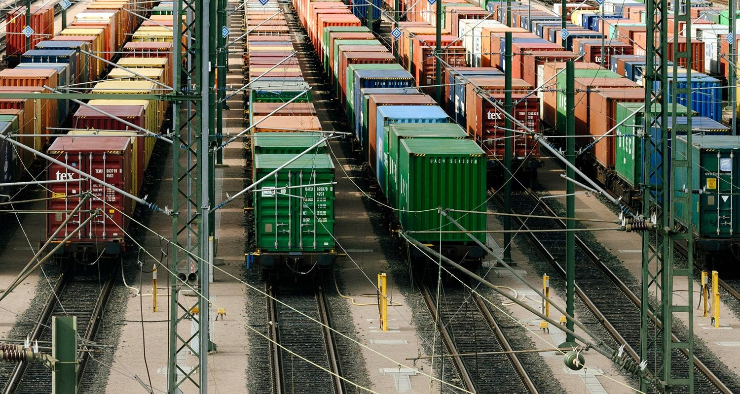 俄铁公司将与中国锦州港制定铁路集装箱货运物流解决方案